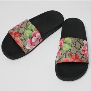 Gucci Pursuit Slide Sandals Floral In Full Bloom Flowers in size 7.5